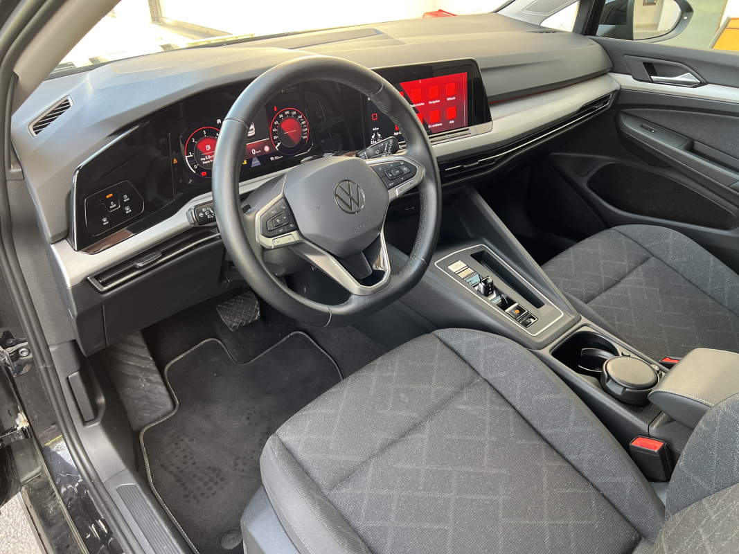 Volkswagen Golf — 11