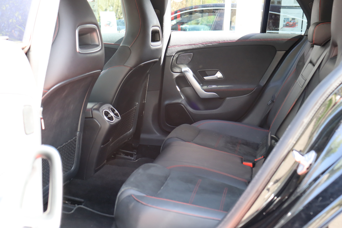Mercedes Classe CLA — 23