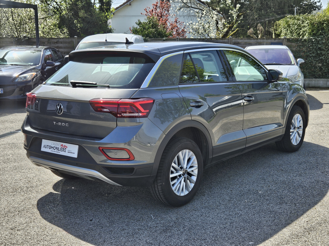Volkswagen T-roc — 8