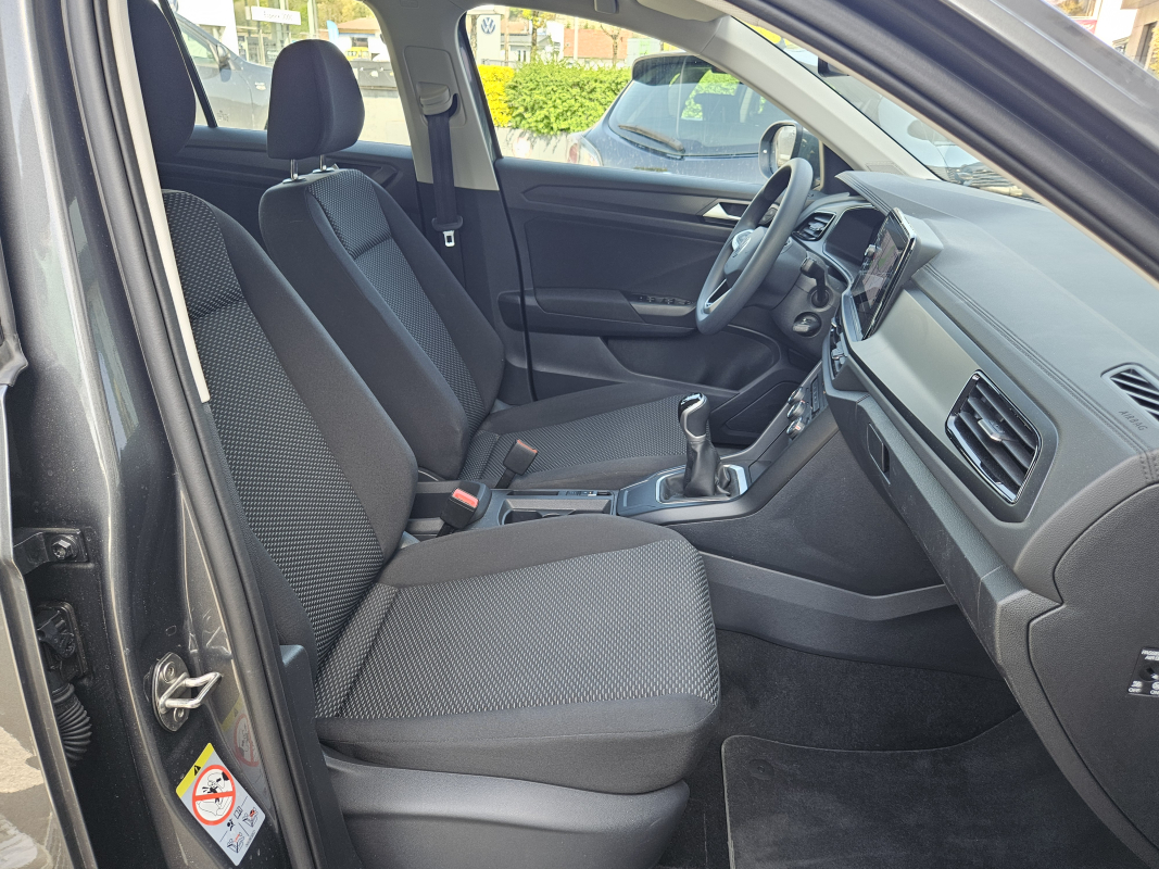 Volkswagen T-roc — 14