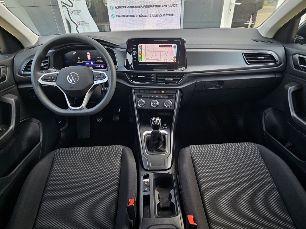 Volkswagen T-roc — 12