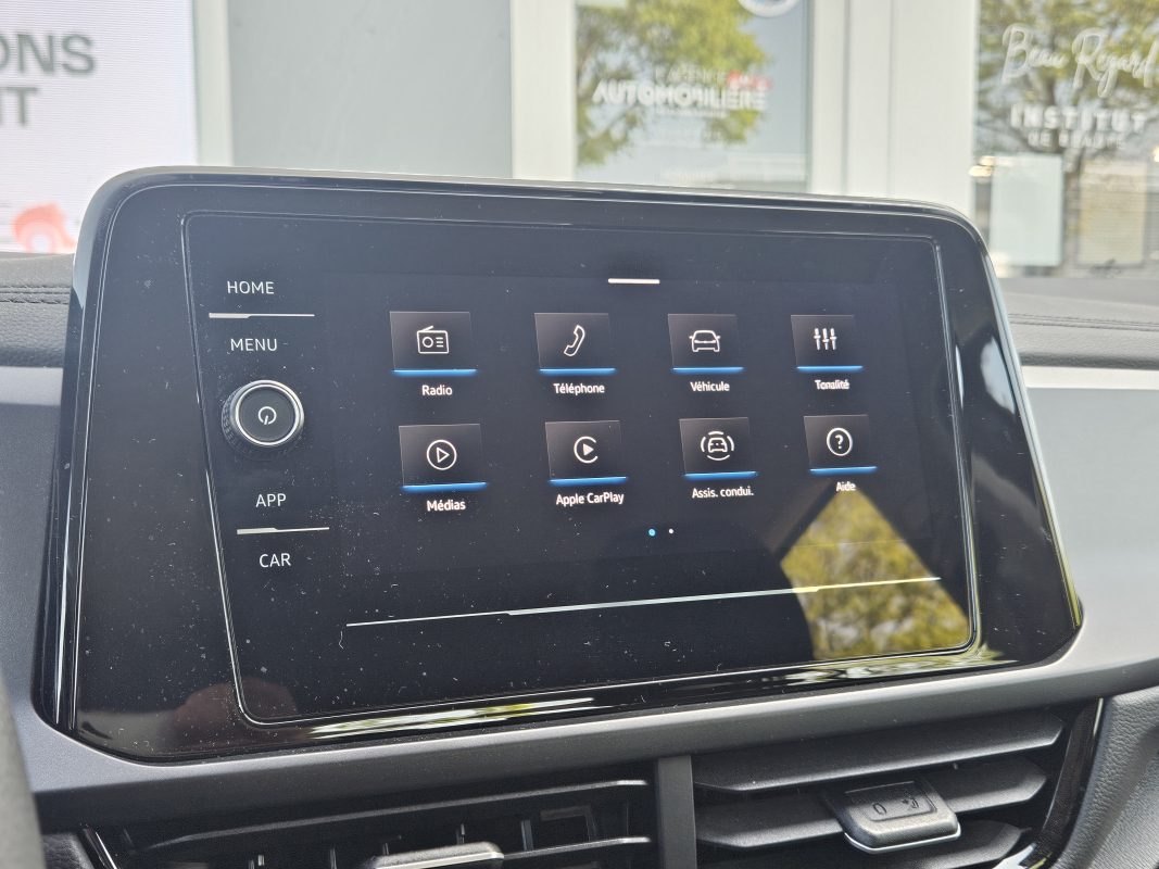 Volkswagen T-roc — 23