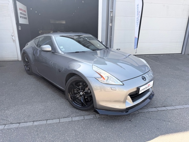 Nissan 370 Z — 22