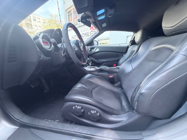 Nissan 370 Z — 4