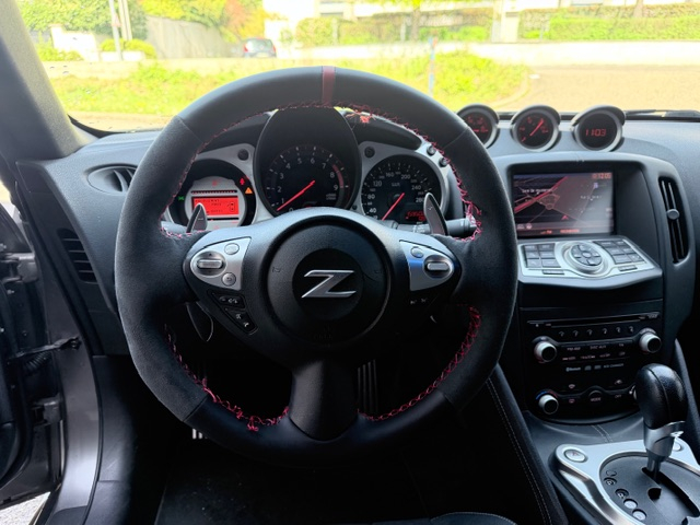 Nissan 370 Z — 6