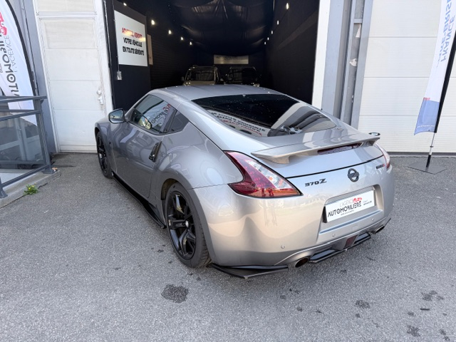 Nissan 370 Z — 24