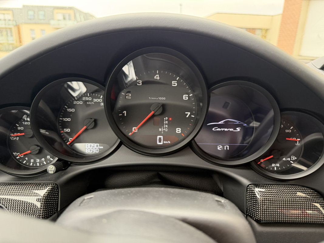 Porsche 911 — 18
