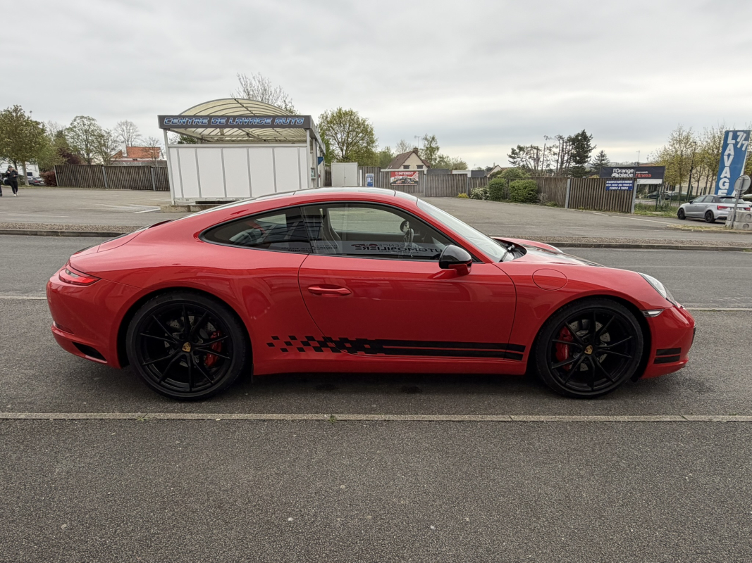 Porsche 911 — 7
