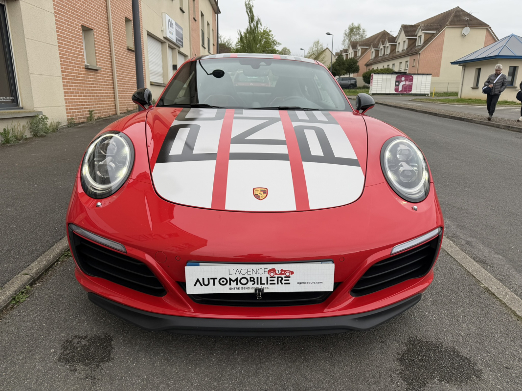 Porsche 911 — 9