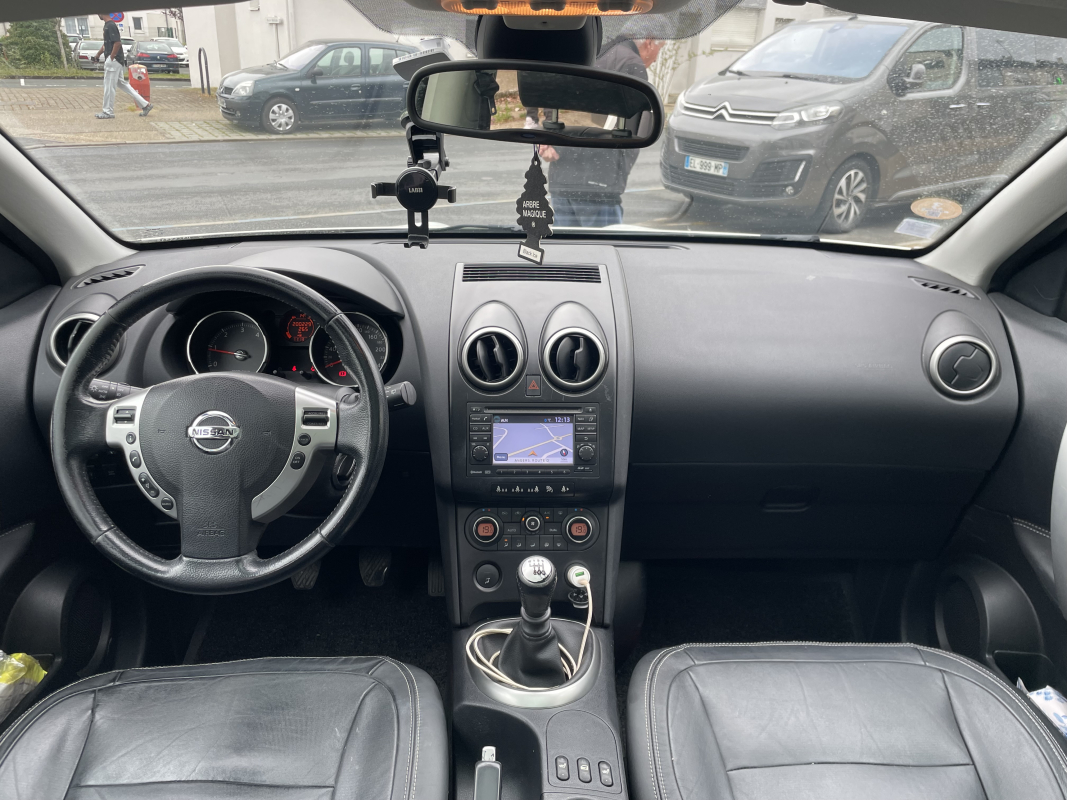 Nissan Qashqai — 9