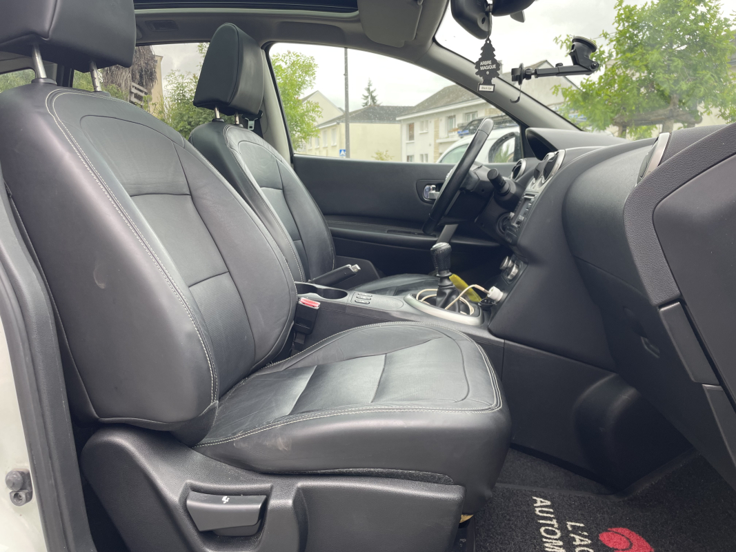 Nissan Qashqai — 12