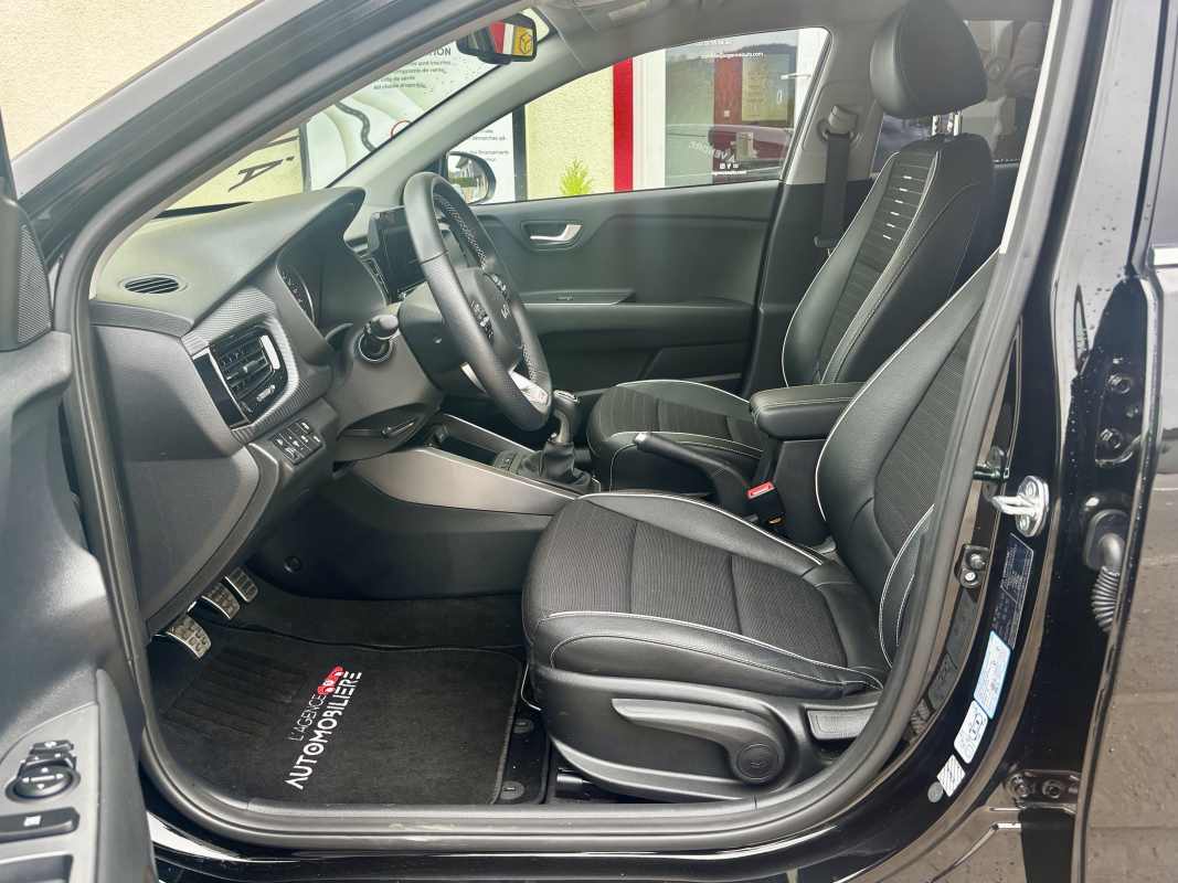 Kia Rio — 12