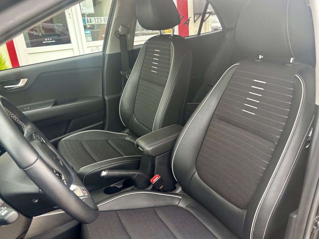 Kia Rio — 13
