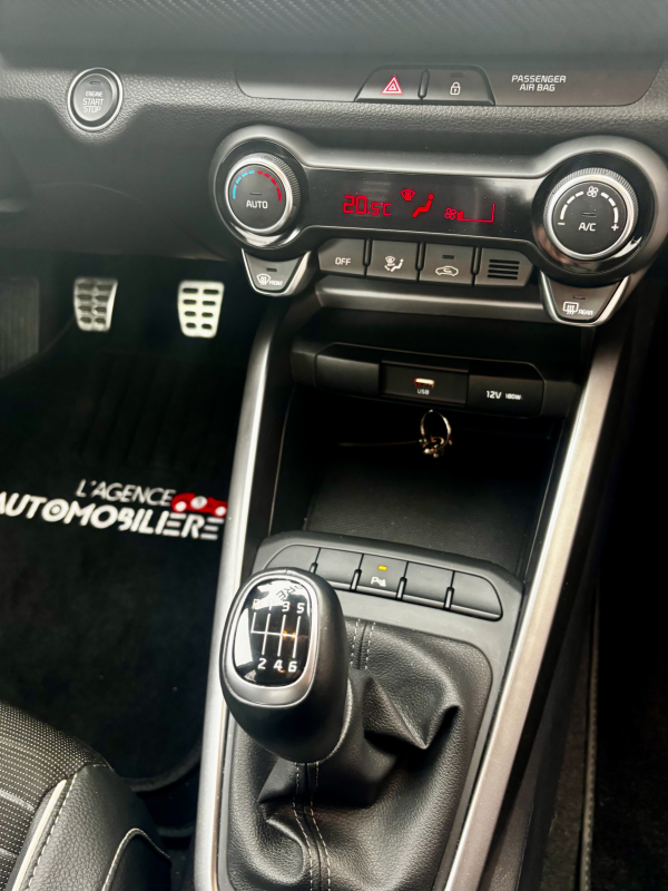 Kia Rio — 32