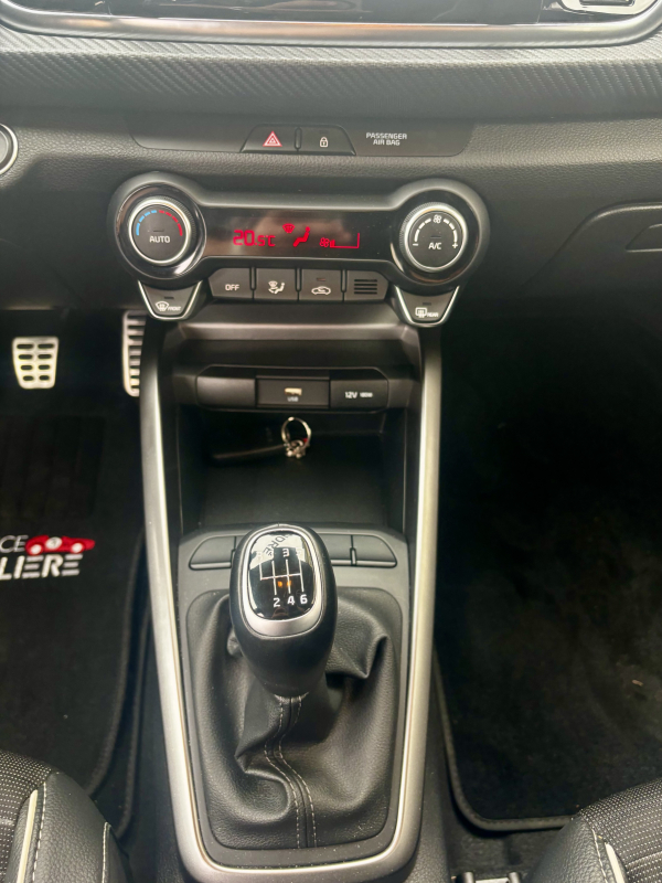 Kia Rio — 25