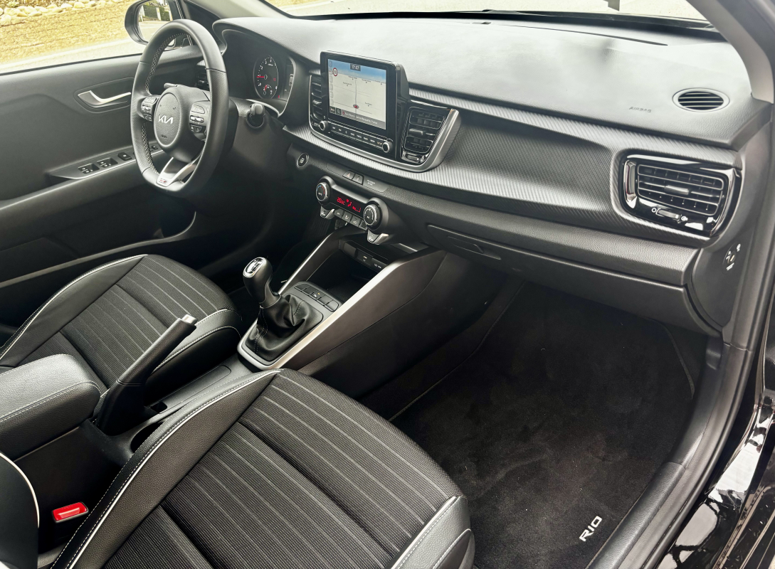 Kia Rio — 17
