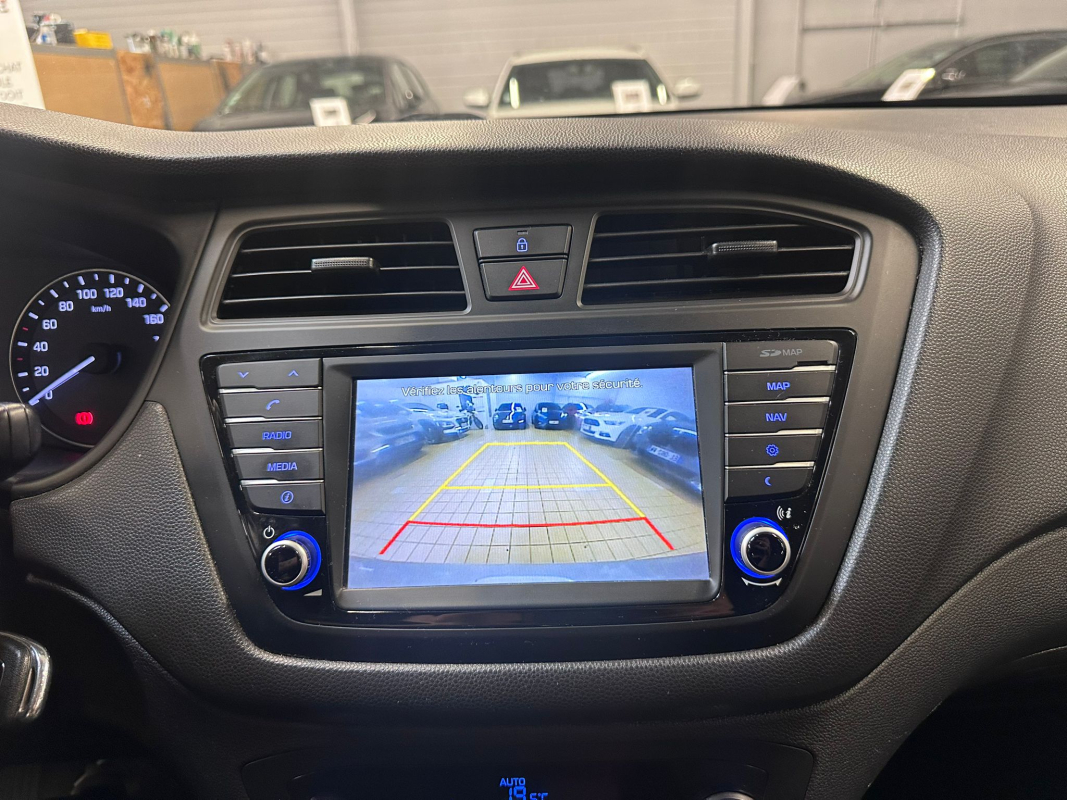 Hyundai i20 — 23