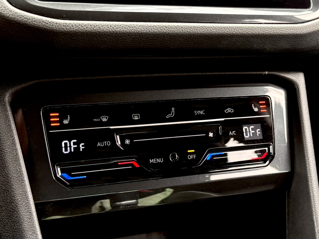 Volkswagen Tiguan — 15