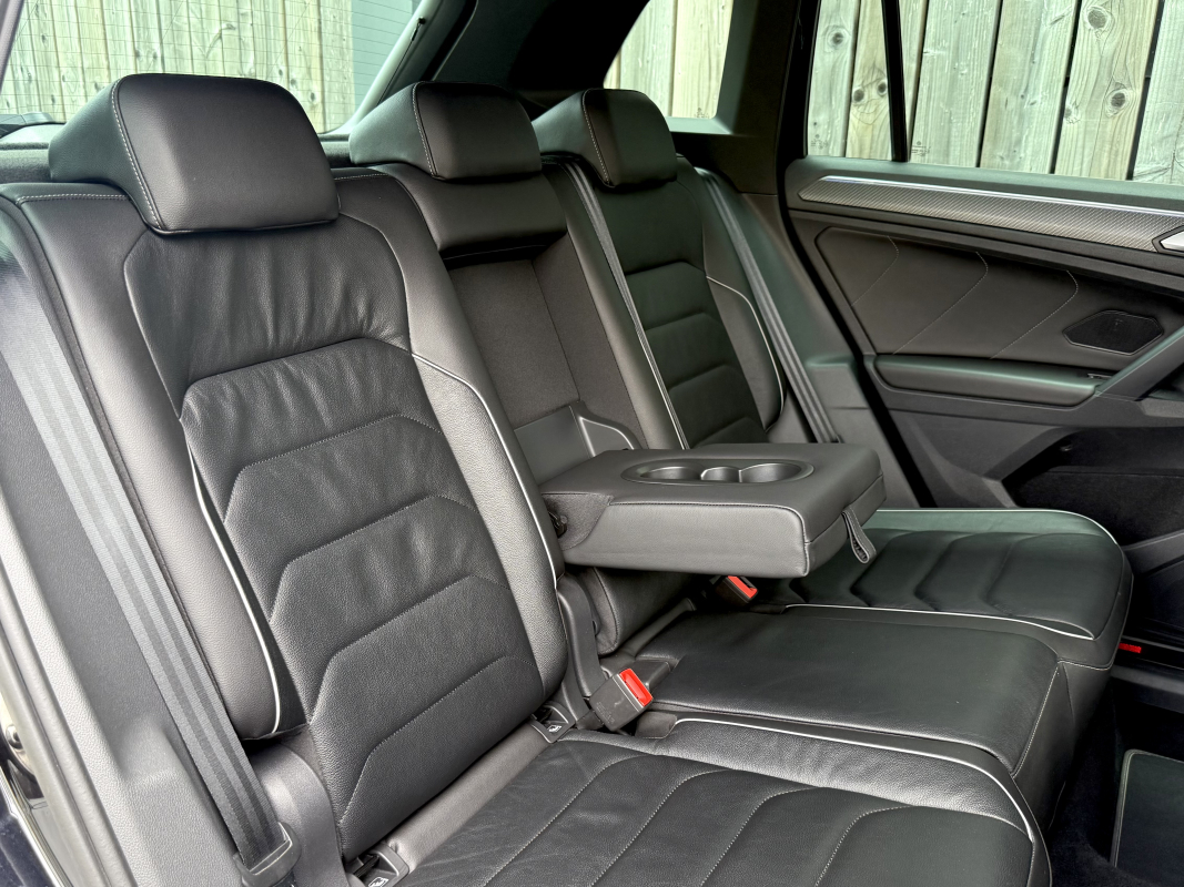 Volkswagen Tiguan — 8