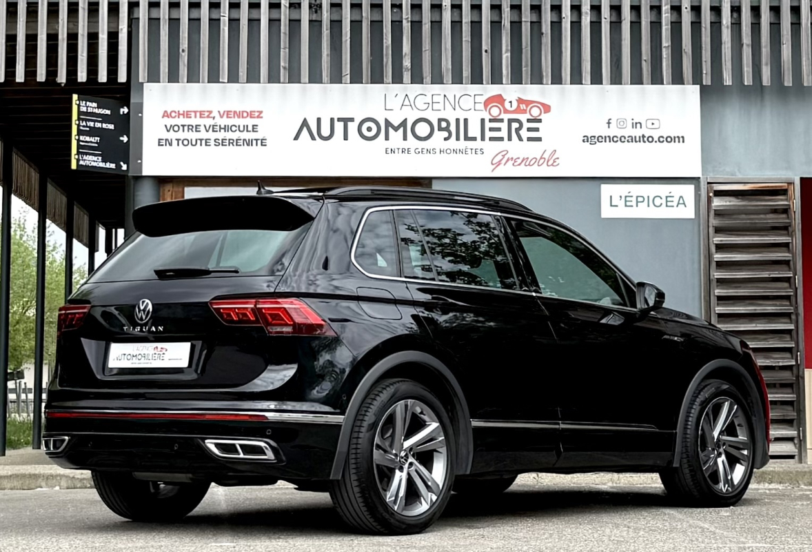 Volkswagen Tiguan — 2