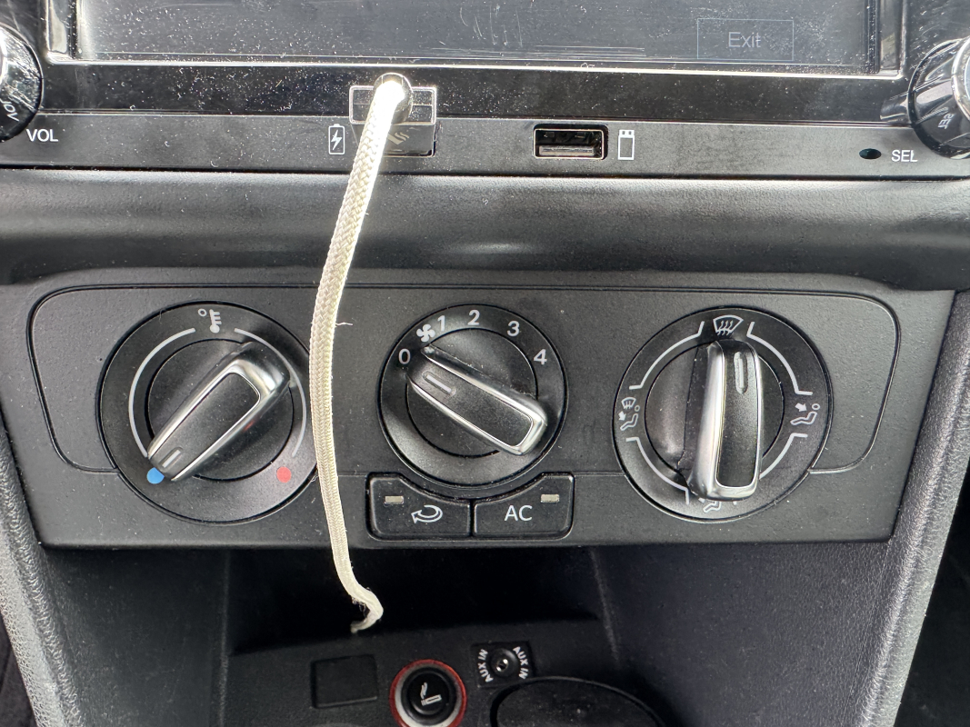 Volkswagen Polo — 14