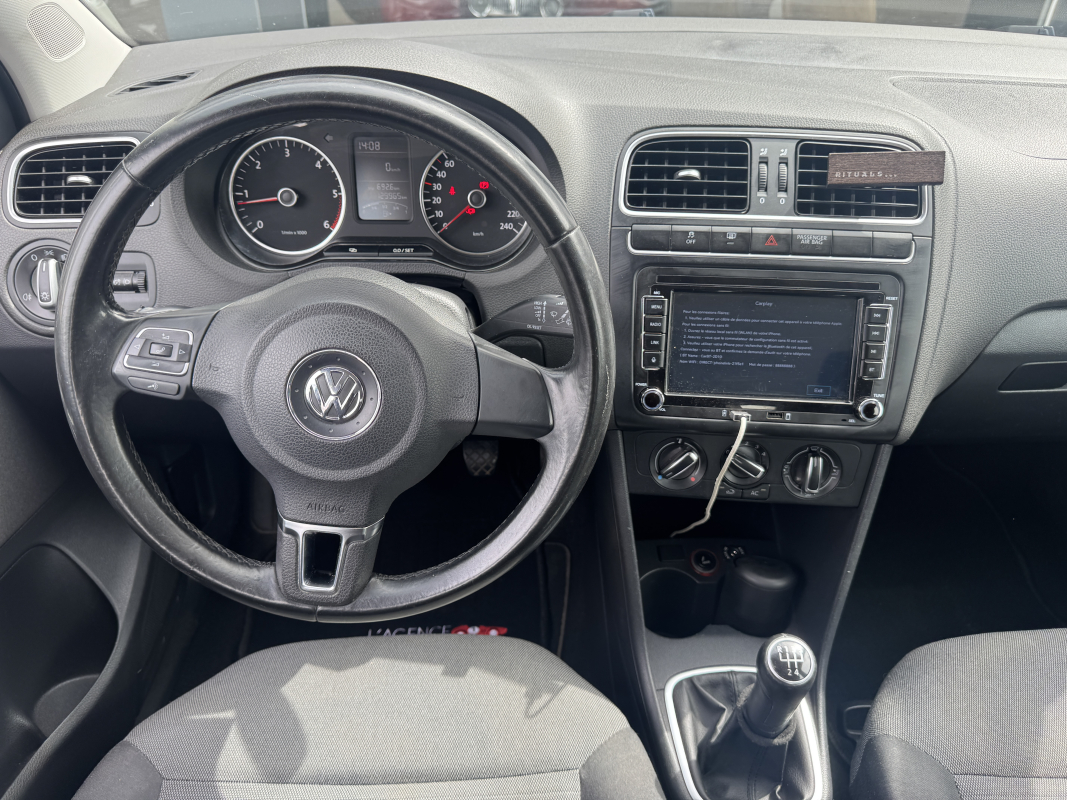 Volkswagen Polo — 9