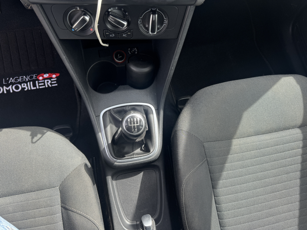 Volkswagen Polo — 15