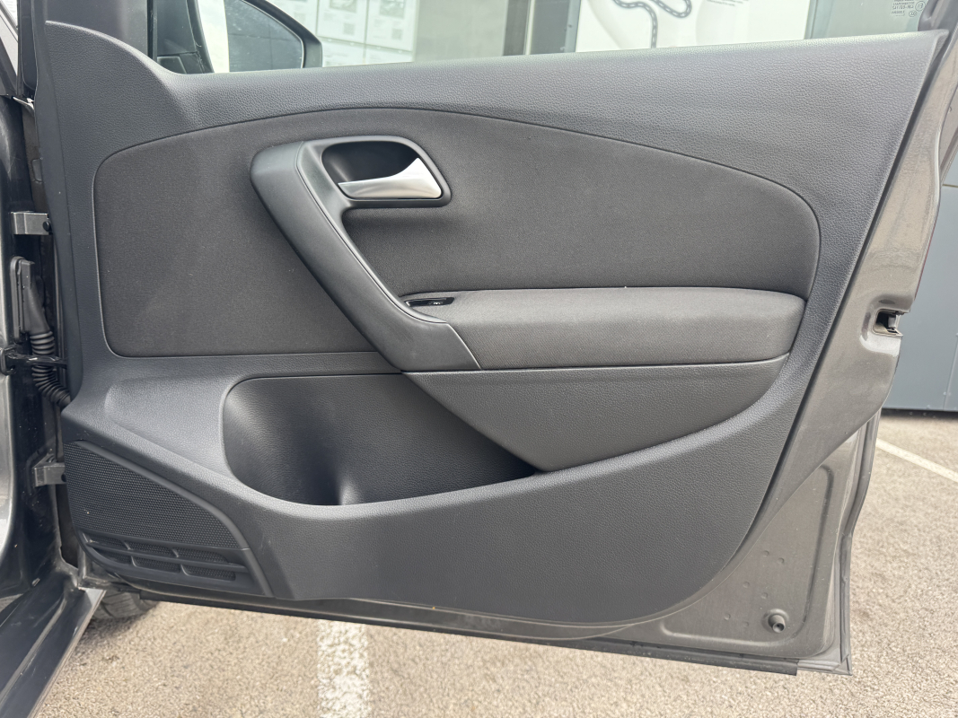 Volkswagen Polo — 26