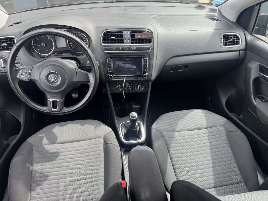 Volkswagen Polo — 8