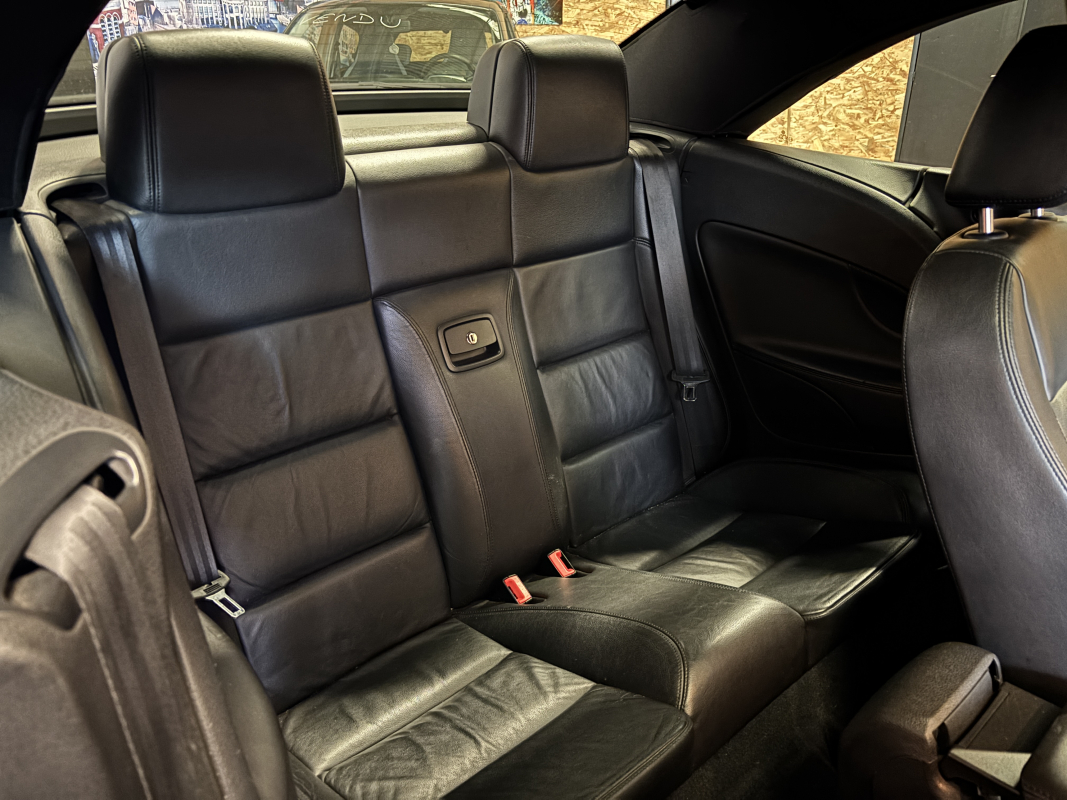 Volkswagen EOS — 17