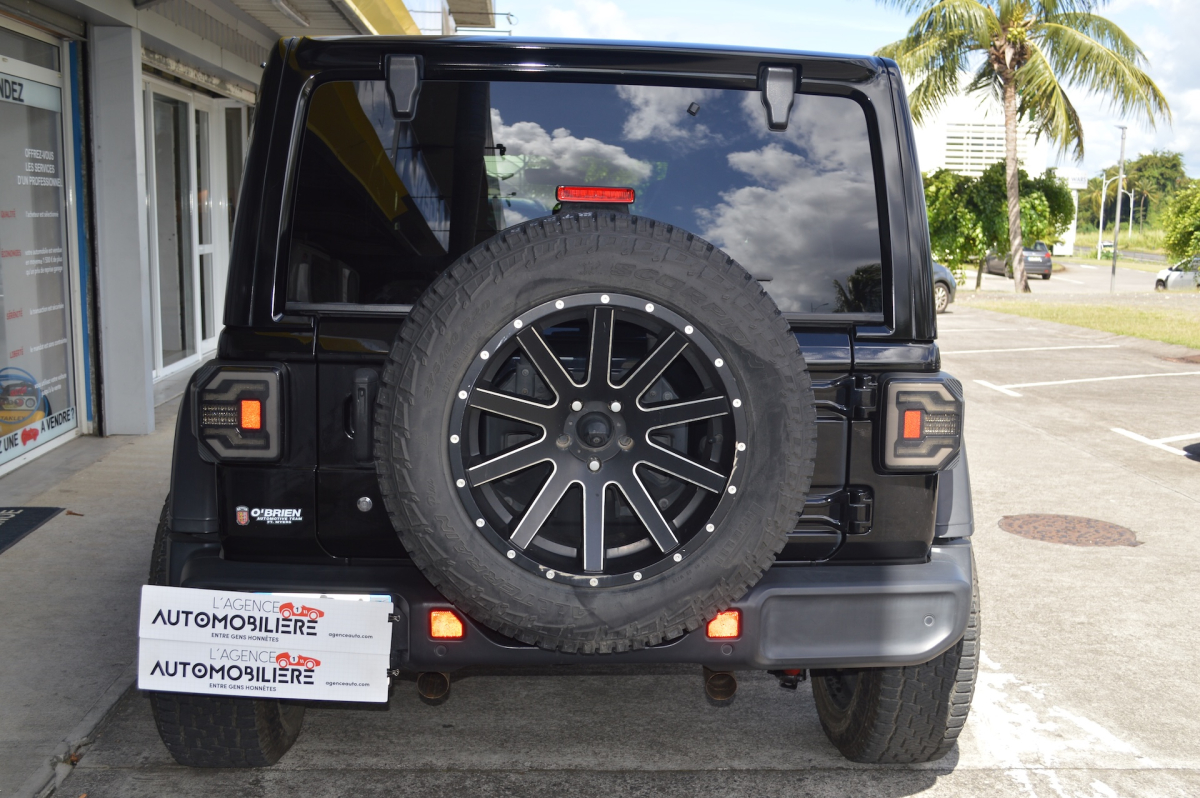 Jeep Wrangler Unlimited — 6