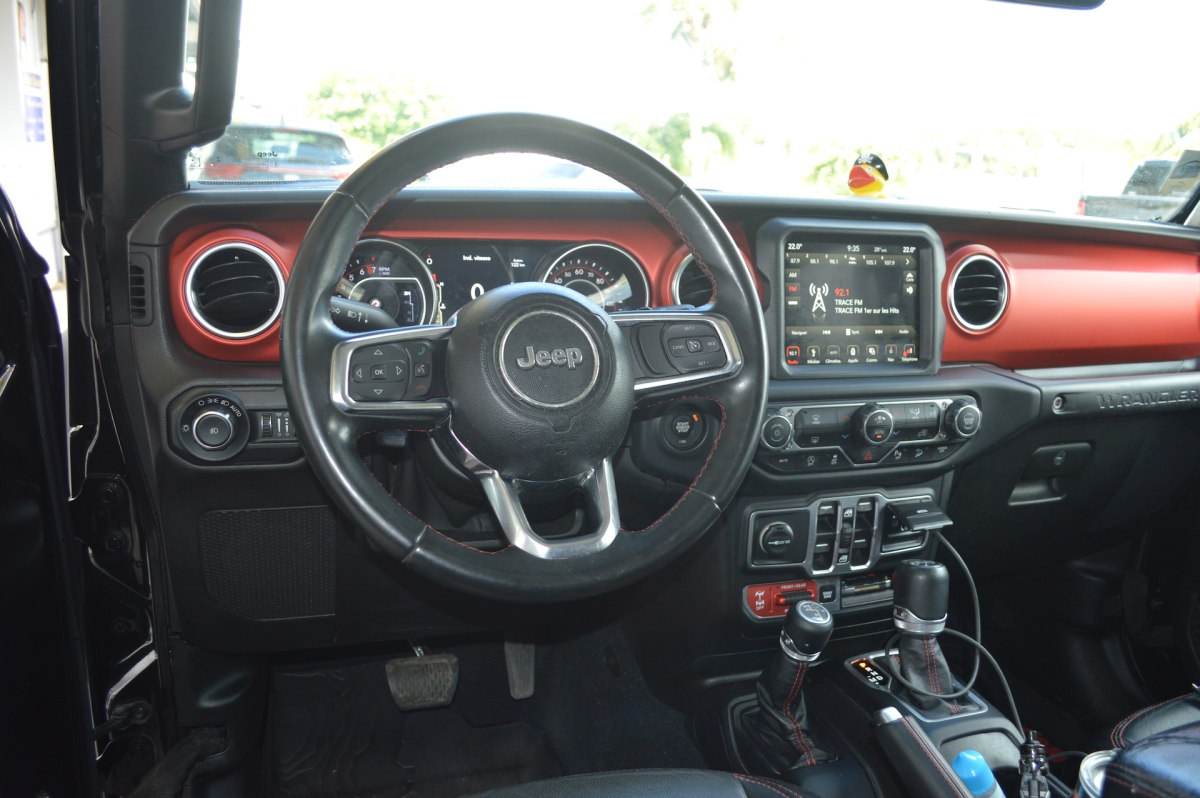Jeep Wrangler Unlimited — 13