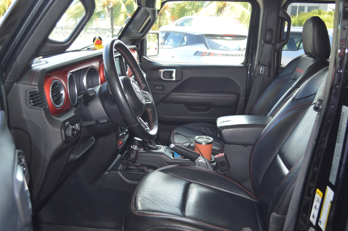 Jeep Wrangler Unlimited — 14