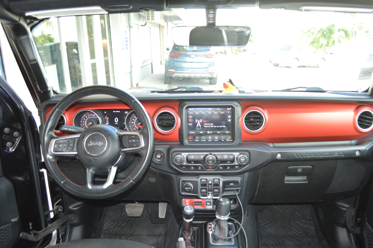 Jeep Wrangler Unlimited — 8