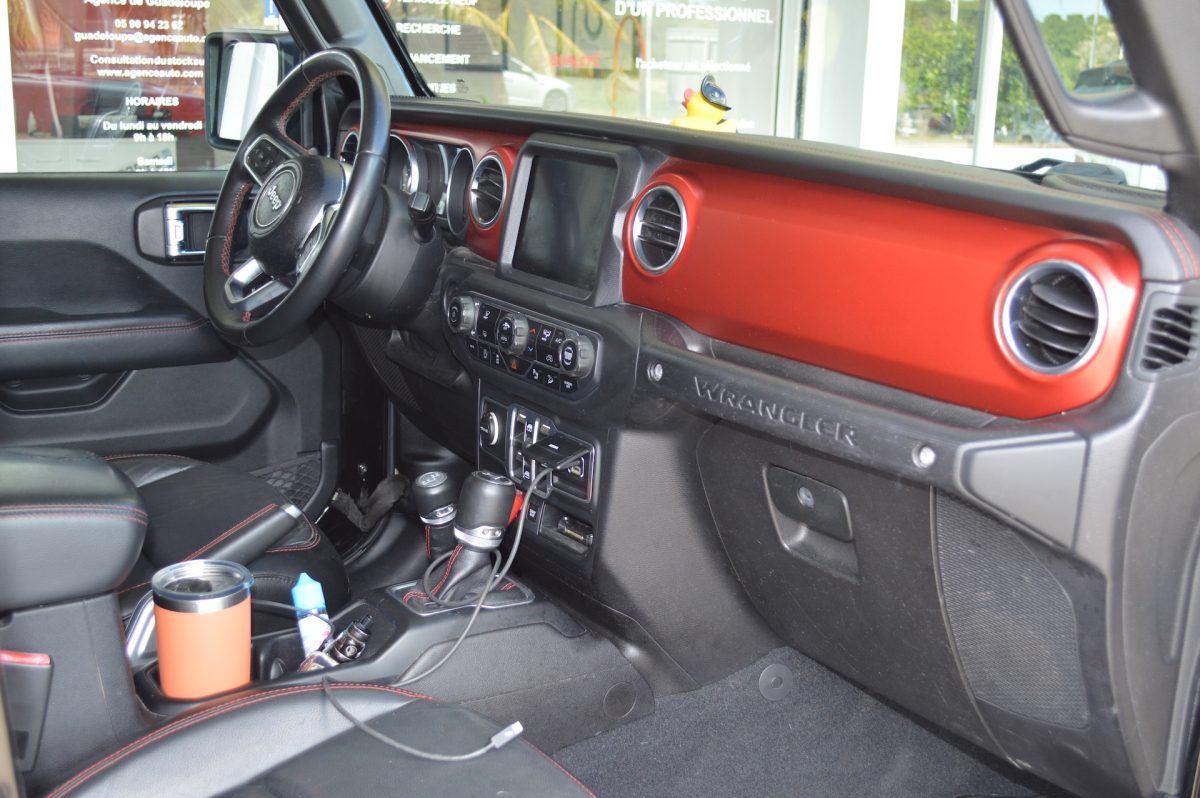 Jeep Wrangler Unlimited — 15
