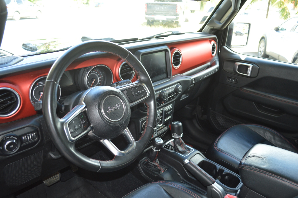 Jeep Wrangler Unlimited — 17