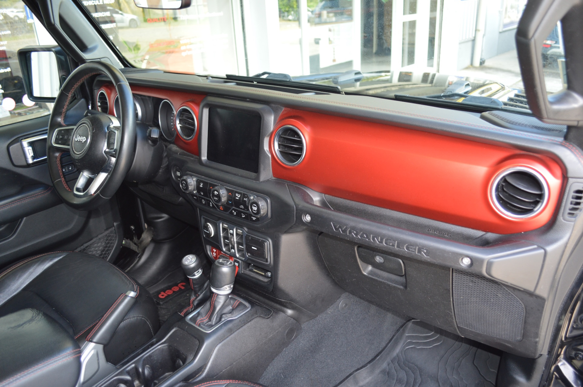 Jeep Wrangler Unlimited — 23