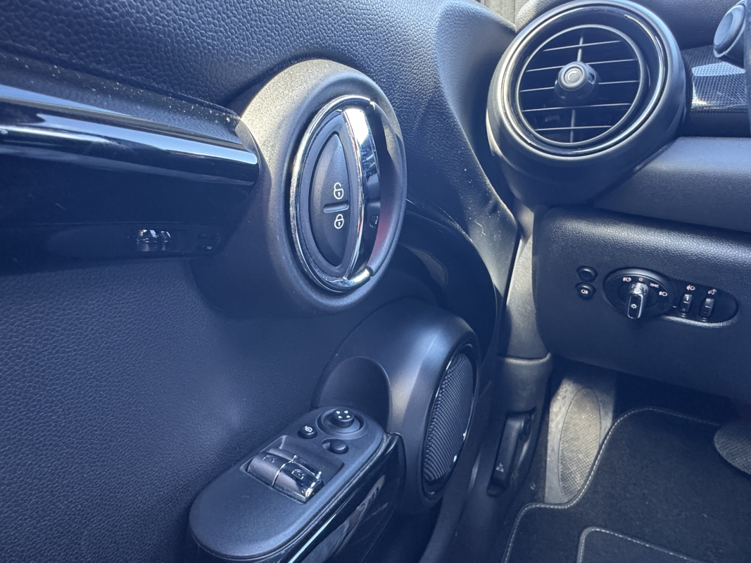Mini Cooper — 25