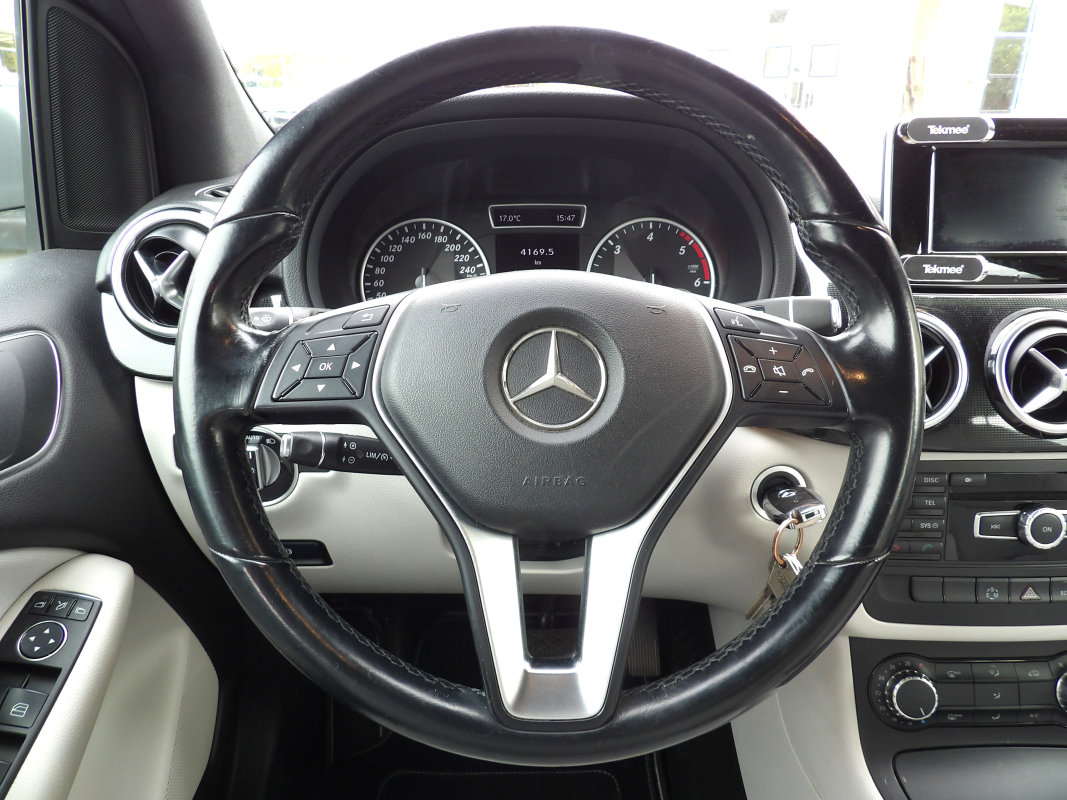 Mercedes Classe B — 11