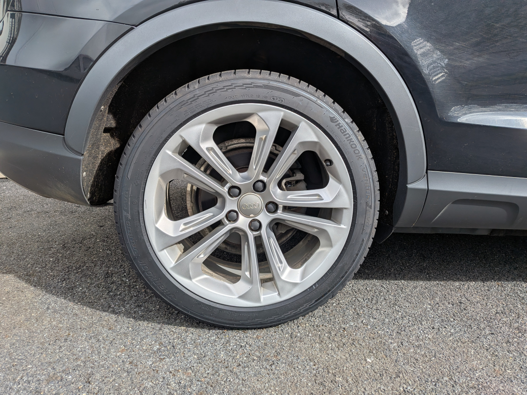 Audi Q3 — 17