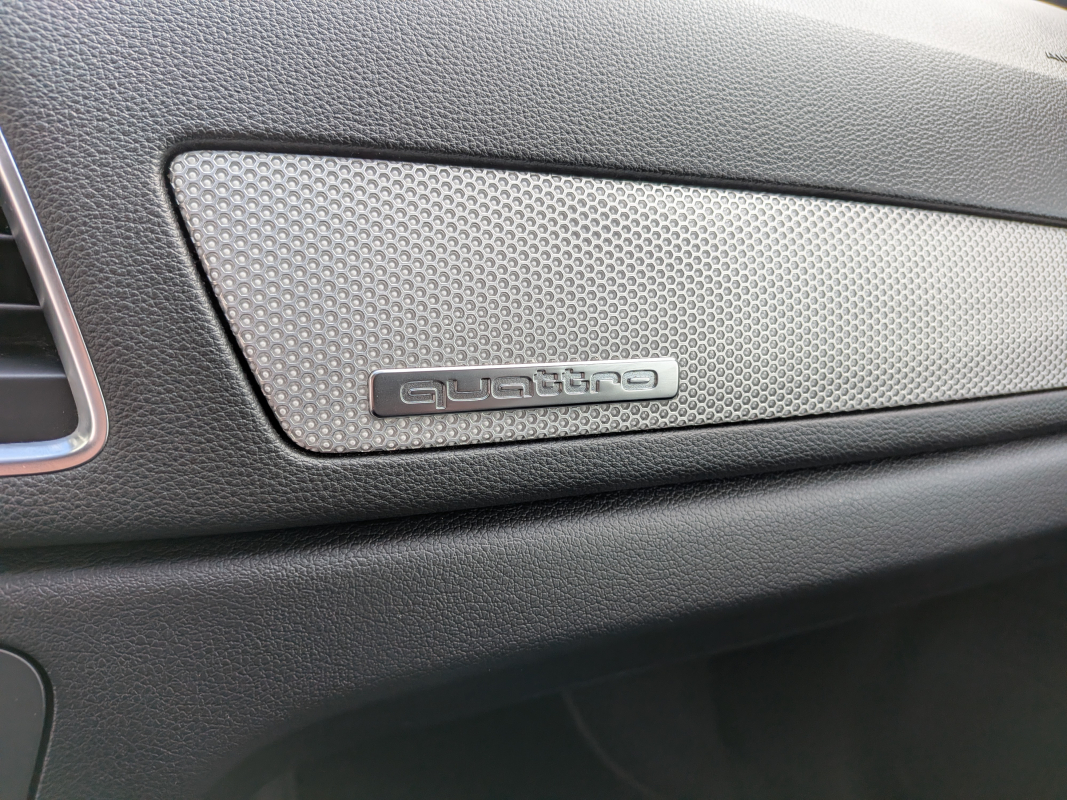 Audi Q3 — 13