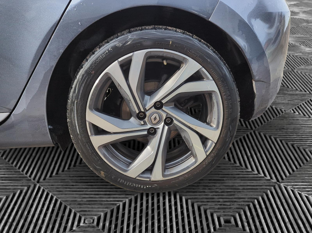 Renault Clio — 28