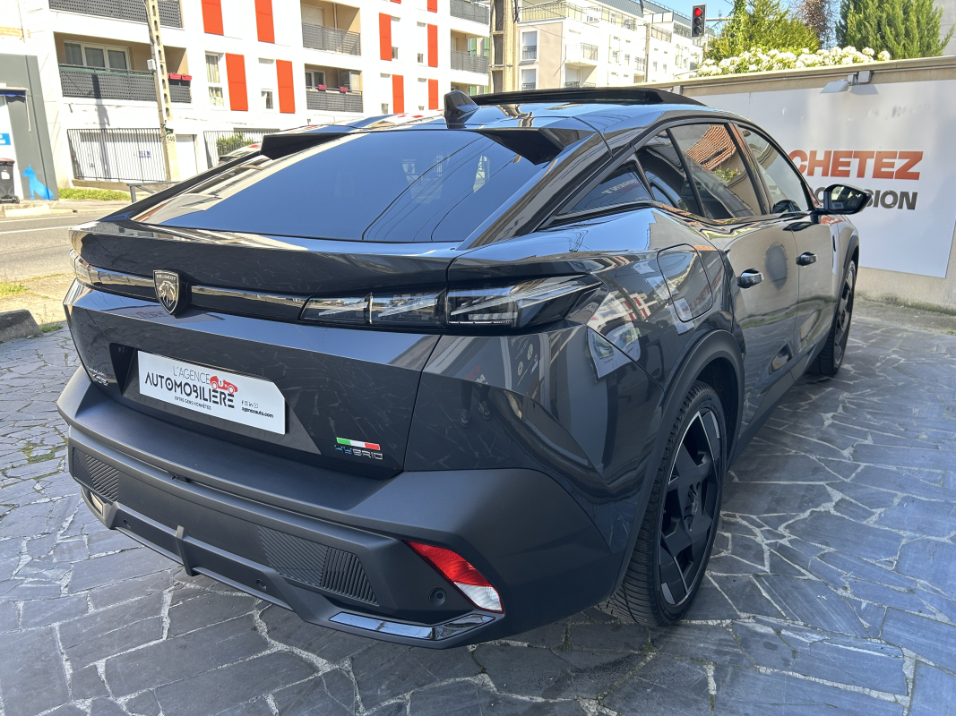 Peugeot 408 — 5