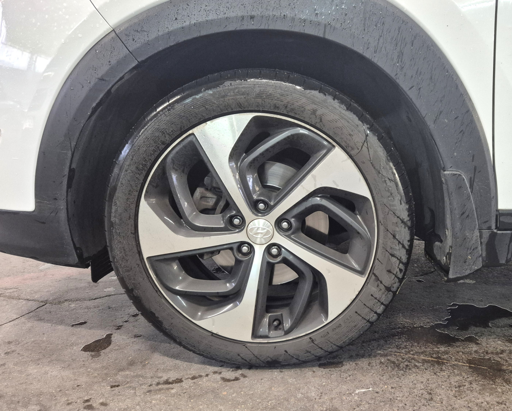 Hyundai Tucson — 35