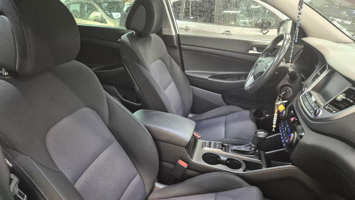 Hyundai Tucson — 10