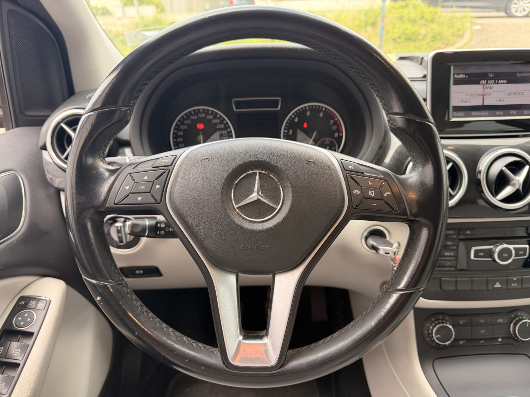 Mercedes Classe B — 7