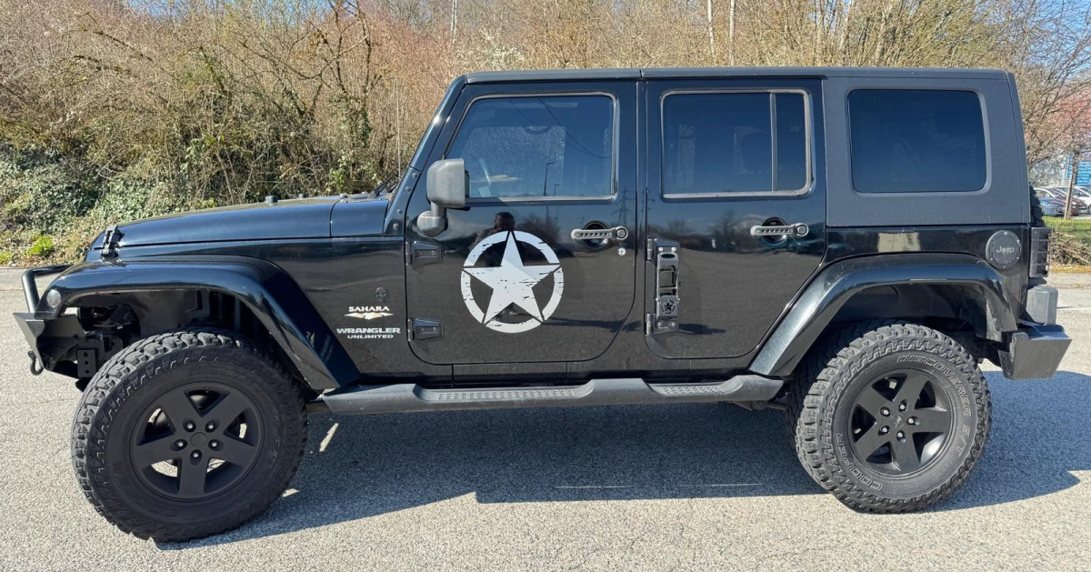 Jeep Wrangler Unlimited — 3