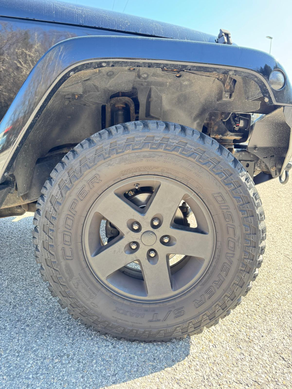 Jeep Wrangler Unlimited — 34