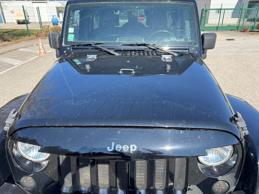 Jeep Wrangler Unlimited — 24