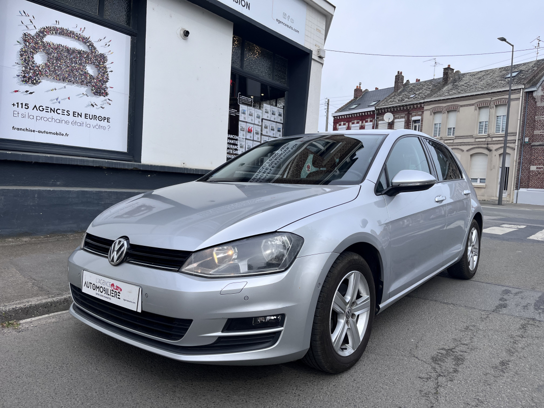 Volkswagen Golf — 3